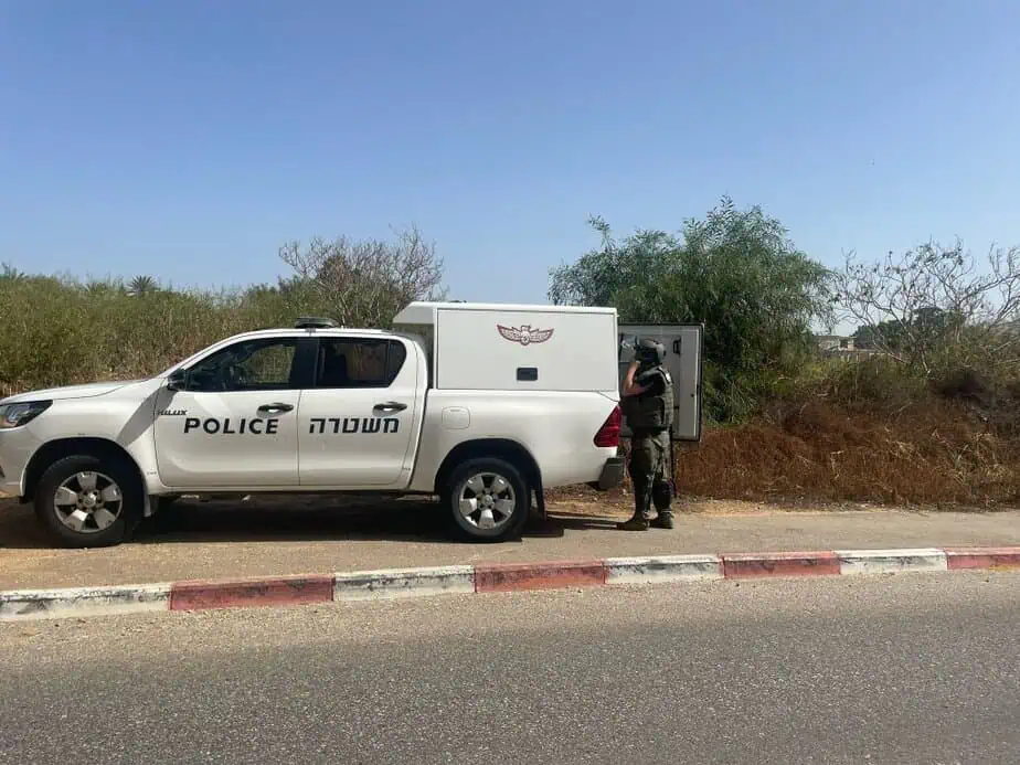 חבלן משטרה שהגיע למקום. צילום: אונו ניוז