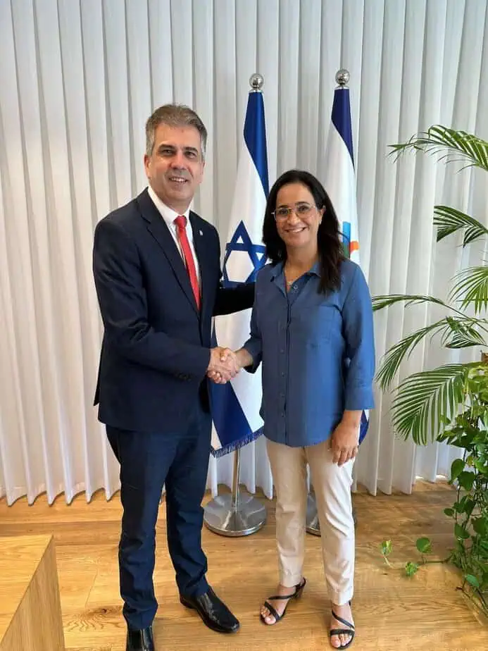 השר אלי כהן וליאת שוחט ראש העיר. צילום: דוברות עיריית אור יהודה