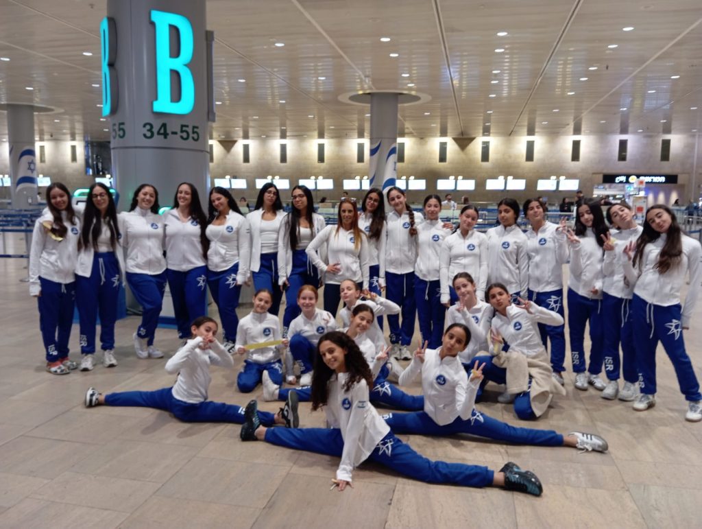 נבחרת הריקוד של אור יהודה בדרך לאליפות אירופה בפולין. צילום: דוברות עיריית אור יהודה