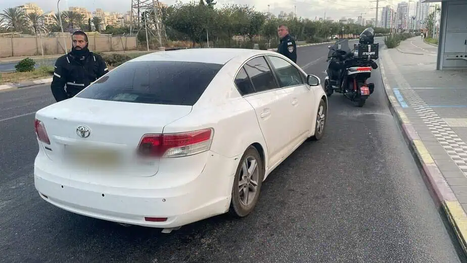 מבצע משטרתי בבקעת אונו לאיתור שב"חים. צילום: דוברות המשטרה