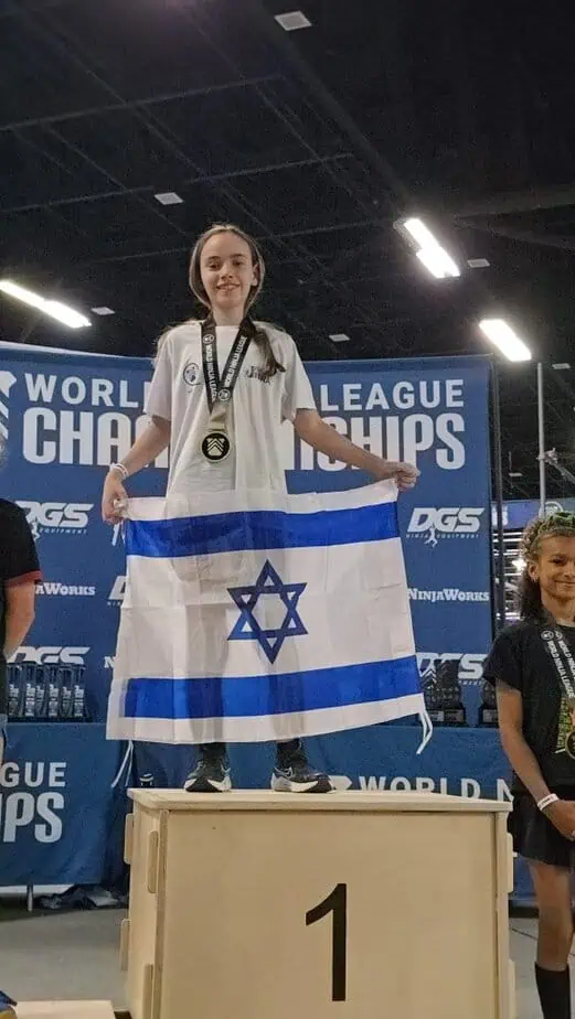 שקד גרוס מקרית אונו באליפות העולם בנינג'ה בארה"ב. צילום: באדיבות משפחת גרוס