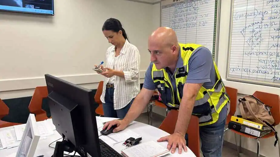 תומר ברזילי, ששימש כראש מטה החירום (רמ"ט) של עיריית גני תקווה. צילום: דוברות עיריית גני תקווה