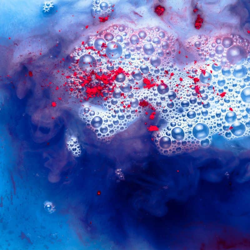 ביי פוסט צילום: FREEPIKwatercolor-paint-background-holi-festival