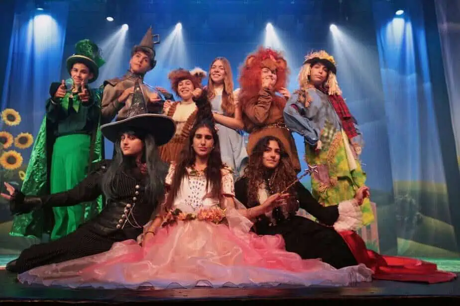 הקוסם מארץ עוץ. צילום איתן אלחדז ברק