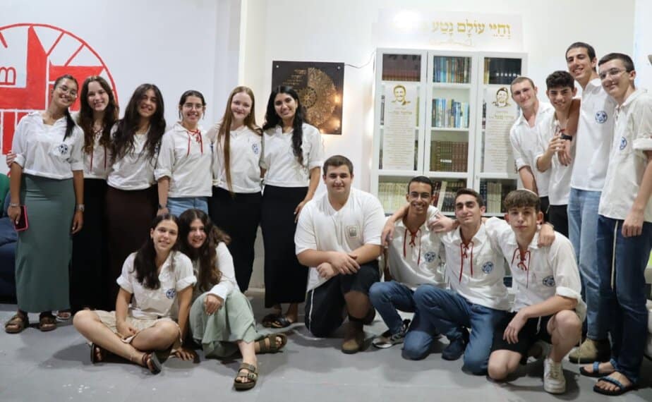 חניכי תנועת הנוער "עזרא" גני תקווה. צילום: תנועת עזרא גני תקווה