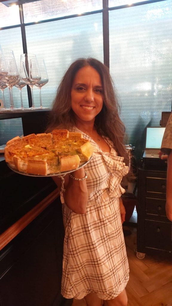 מירב לוי מנהלת אירועים ביסטרו לה רספקט סביון, צילום באדיבות המקום