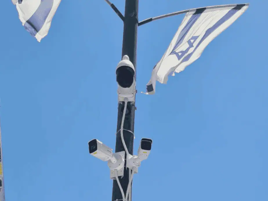 מצלמות אכיפה חדשות ברחוב הדובדבן בקריית אונו. צילום עיריית קריית אונו