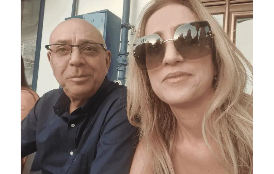 ראש העיר יהוד מונוסון אמנון סעד ואשתו גלית. צילום באדיבות המשפחה
