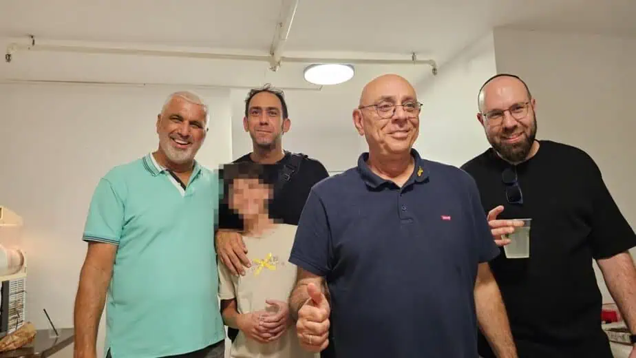 מצילים את יוני. צילום פרטי