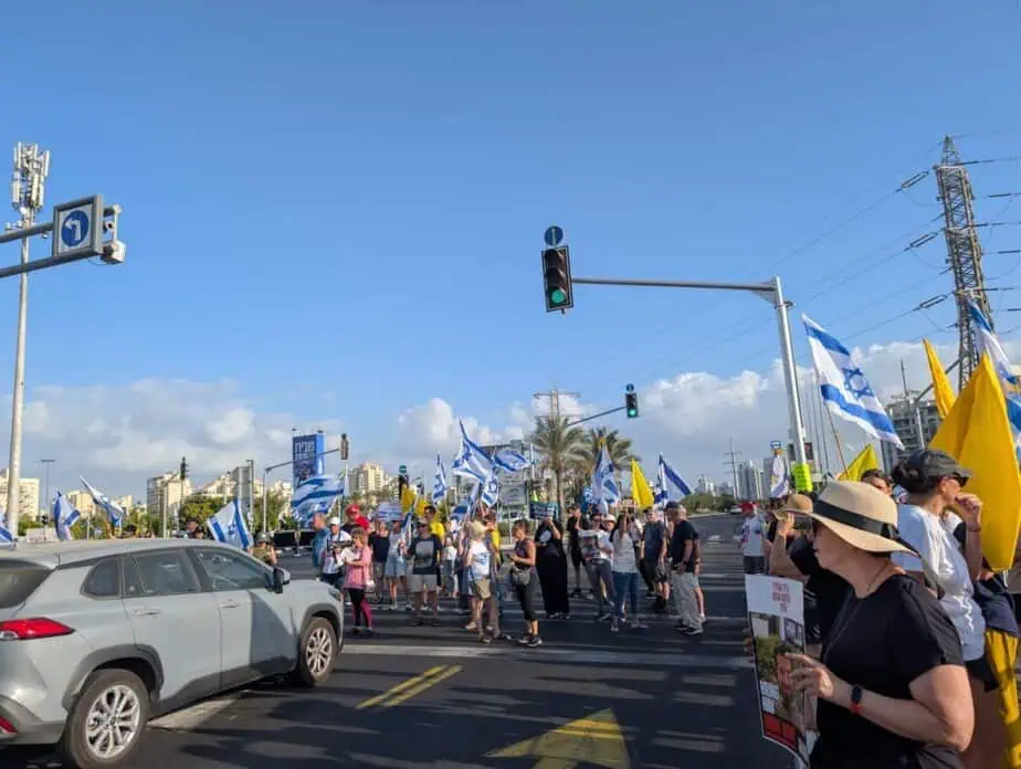גשר מכבית קריית אונו. צילום: הקהילה הליברלית בקעת אונו