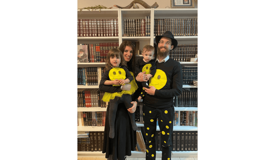 הרב דין חיים שרון שליח חב"ד לנוער של בית חב"ד קריית אונו. צילום פרטי