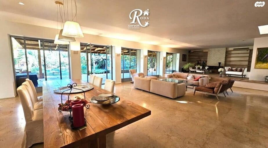 למכירה בסביון צילום: יגאל רודה אל-הנכס