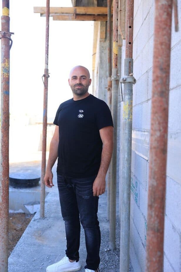 בסט לינקס יעקב אביב מפקח בנייה. צילום: יח"צ793A8173_1757513265641_1757572775396