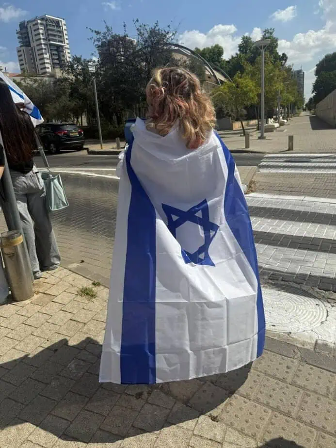 מסע הלויה של סגן מתן אברמוביץ' מגני תקווה. צילום: עיריית גני תקווה