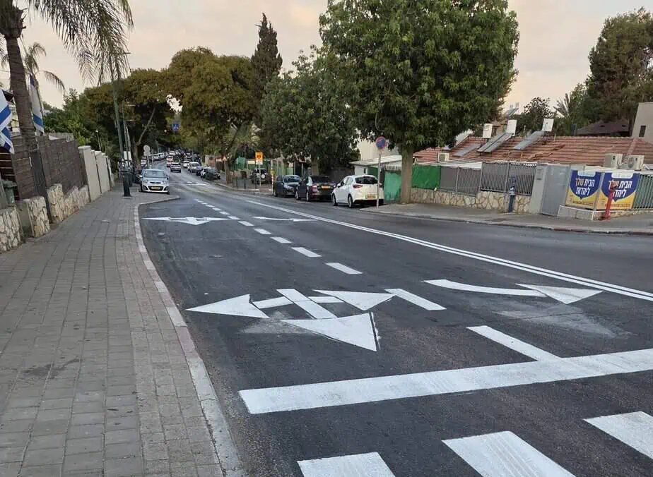 הסדר תנועה חדש בצומת לוס אנג'לס-לוי אשכול קריית אונו. צילום: דוברות עיריית קריית אונו