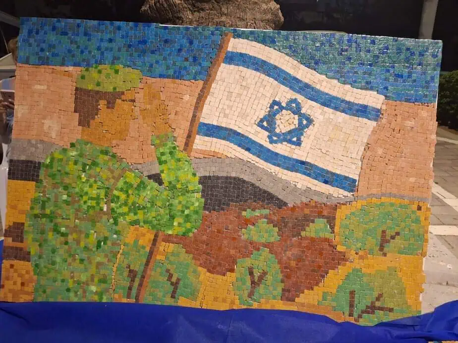 פסיפס מרגש לזכר הנופלים. צילום: דוברות עיריית גבעת שמואל