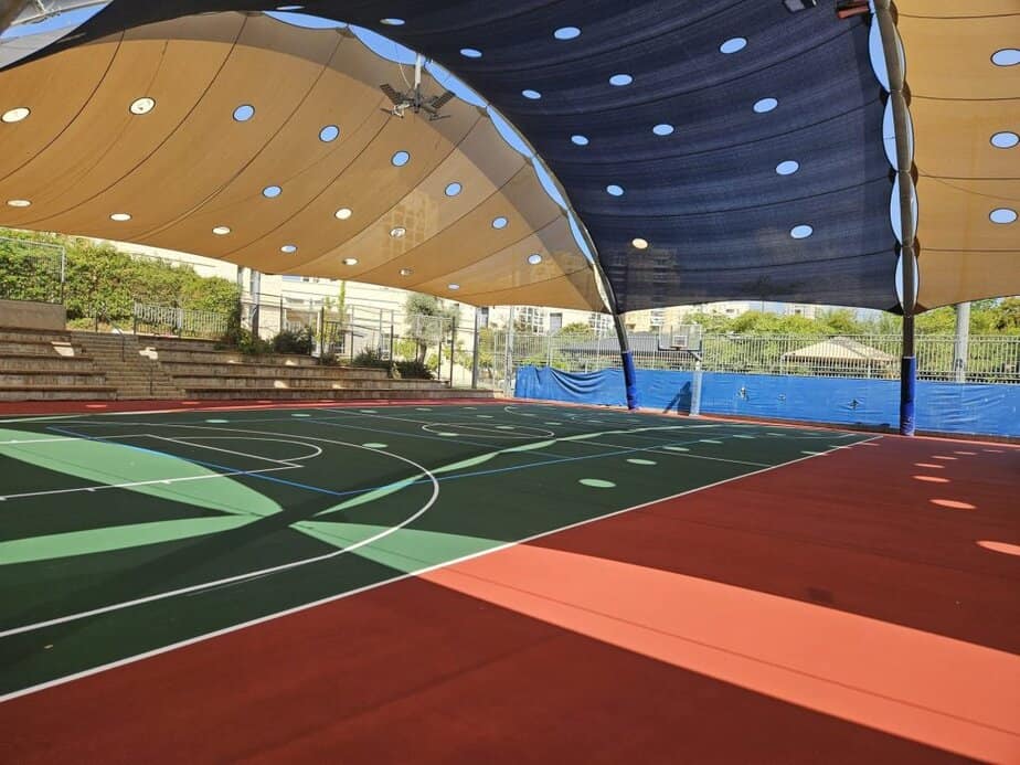 מגרש הספורט ברחוב יוני נתניהו גבעת שמואל. צילום: דוברת עיריית גבעת שמואל