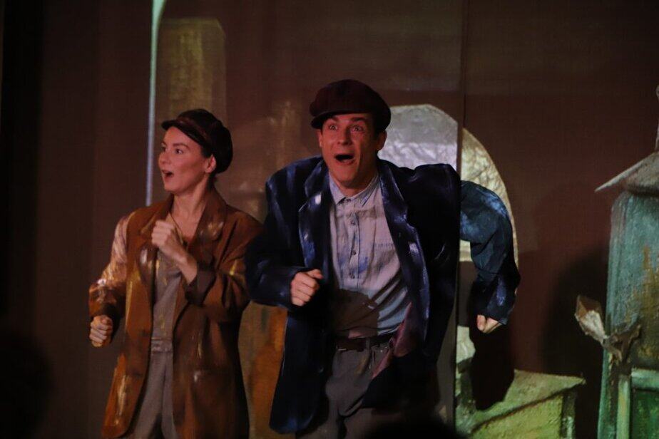 מופע-מחקר דוקומנטרי בשם "אהל בדרך לחלום". צילום: איתן אלחדז ברק