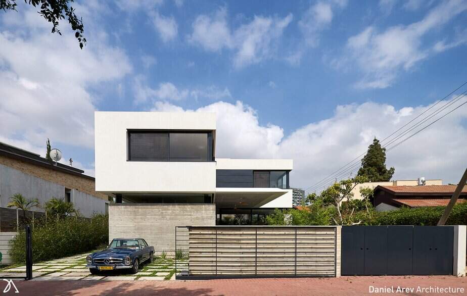 נכס למכירה במונוסון – קרן אוזלבו אדריכלות וצילום: דניאל ערב