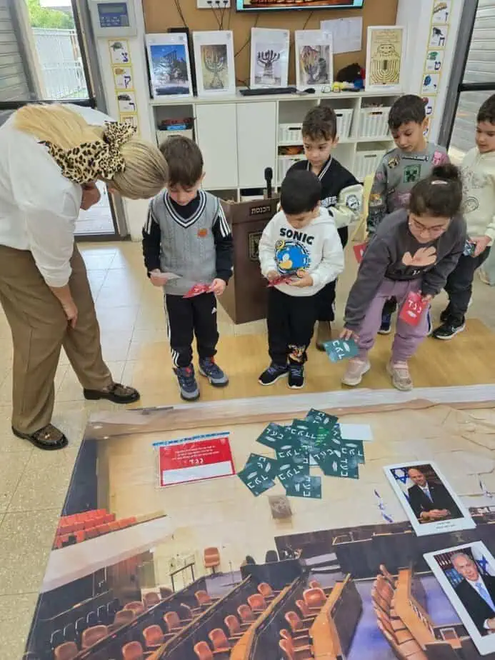 שבוע הדמוקרטיה בגן חצב. צילום: דוברות עיריית גני תקווה