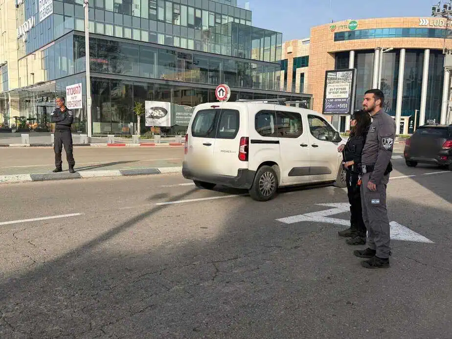 מבצע אכיפה באור יהודה. צילום: דוברות המשטרה