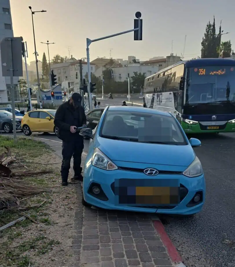 מבצע אכיפה נגד מטרדי רעש בצומת גבעת שמואל. צילום: דוברות עיריית גבעת שמואל