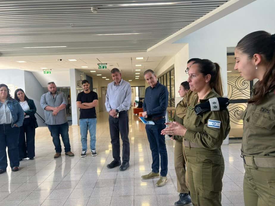 "לשכת גיוס בית-ספרית" בתיכון גבעת שמואל. צילום: עיריית גבעת שמואל