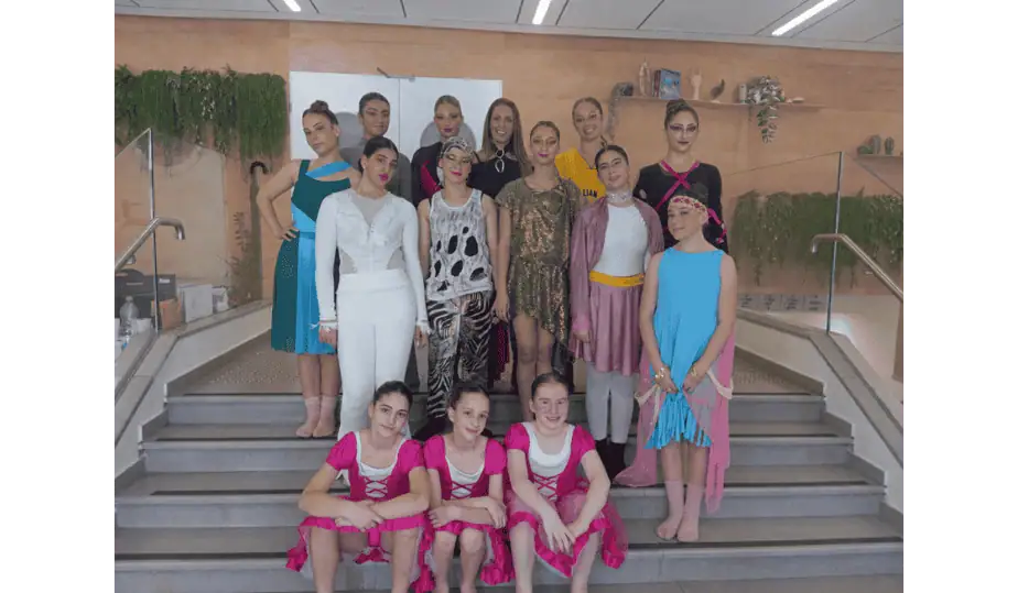 רקדניות סטודיו MDC Or Yehuda. צילום: טל בילב