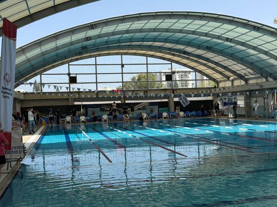 תחרות שחייה צרכים מיוחדים "ספיישל אולימפיקס" קריית אונו. צילומים: באדיבות מכבי קריית אונו שחייה