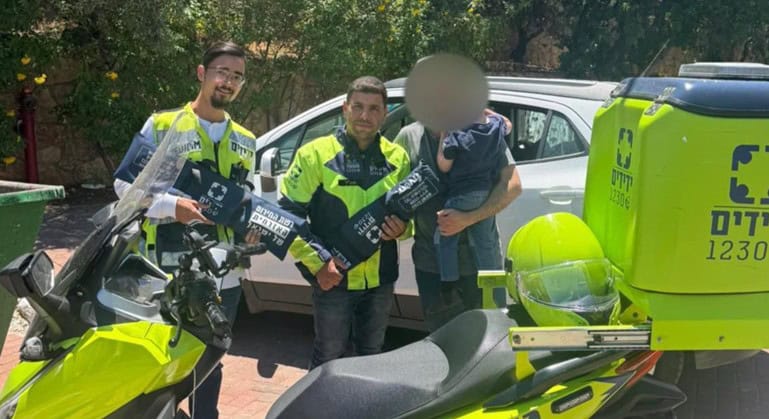 ידידים בדרכים. צילום באדיבות ידידים