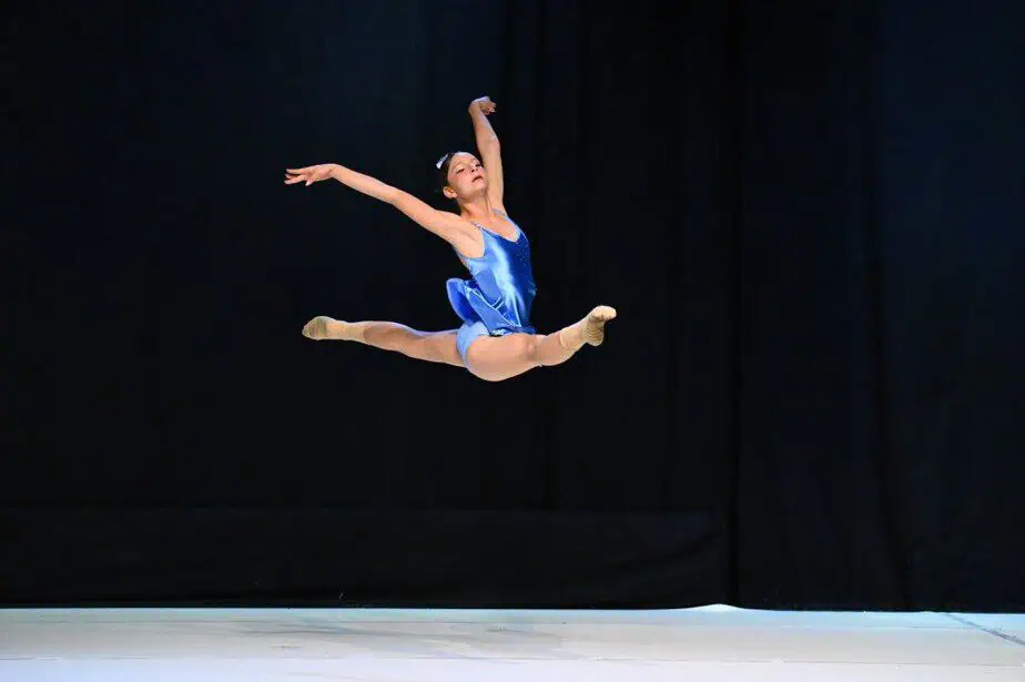 הרקדניות של סטודיו Adidance מקריית אונו. צילום גיטל פרס
