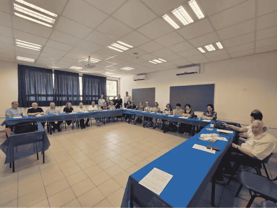 כיתת הוותיקים בגבעת שמואל