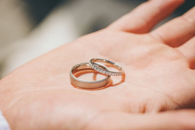 SEO ראש קרדיט-Photo by Easy Weddings Denmark on Unsplash