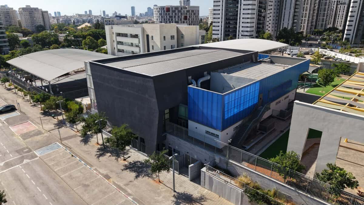 אולם ספורט חדש בשכונה הדרומית בגבעת שמואל. צילום: ליאור בר סימן טוב