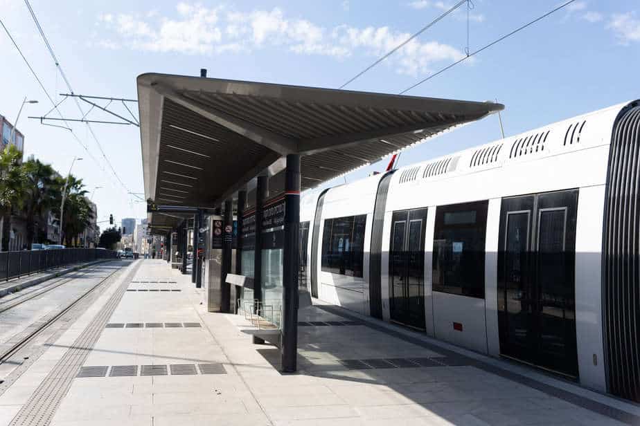 הרכבת הקלה- תחנה בפתח תקווה