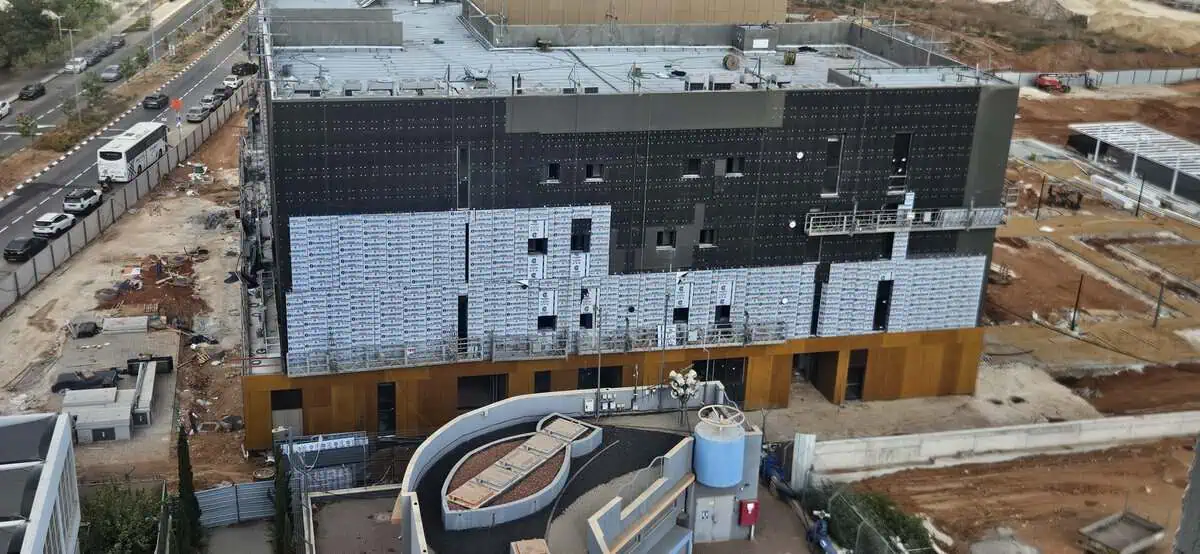 קריית החינוך גני תקווה היום. צילום: אונו ניוז
