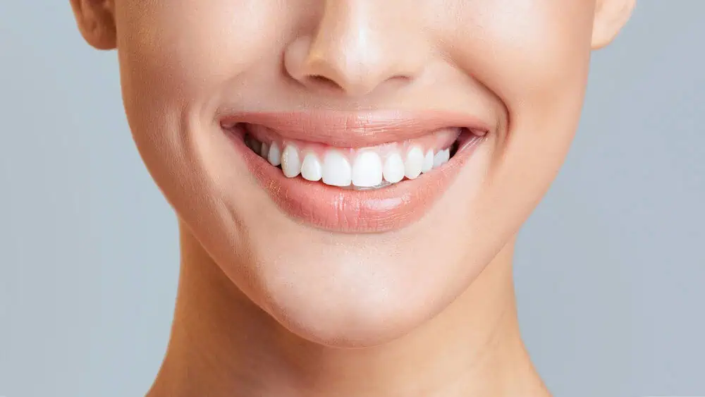 כללית סמייל צילום: shutterstockWoman,Mouth,Smiling.,Her,Teeth,Are,White,And,Healthy,,And