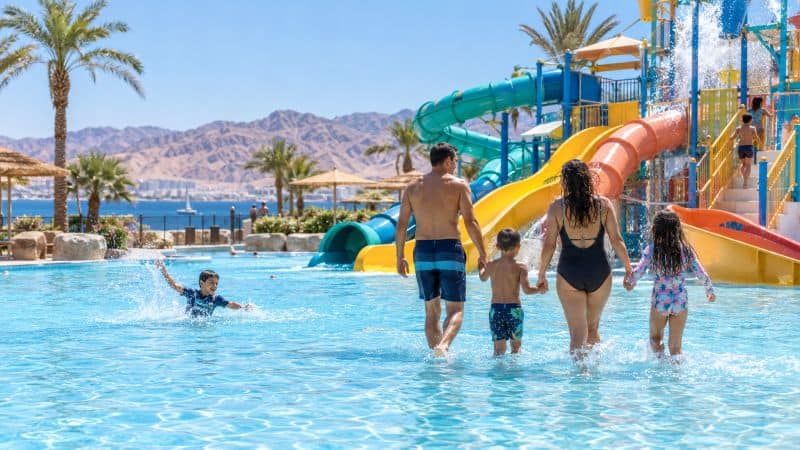 ביי פוסט chatgptChatGPT-Image-family-water-park-eilat