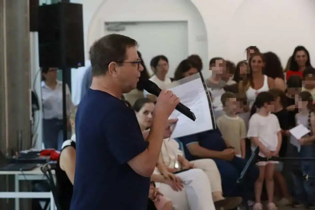 אהוד הוכרמן מנהל בית הספר הדמוקרטי