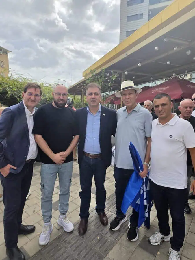 בכירי הליכוד ואורחים נוספים נפגשו עם פעילי התנועה ביהוד מונוסון. קרדיט: יובל מור דובר סניף הליכוד יהוד